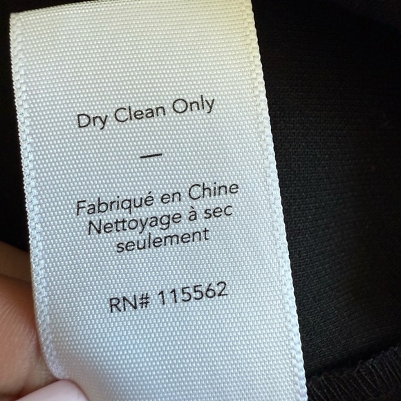 Elizabeth and James Bermuda Shorts Black Dressy Tailored Size 6 sleek design. - Picture 8 of 9